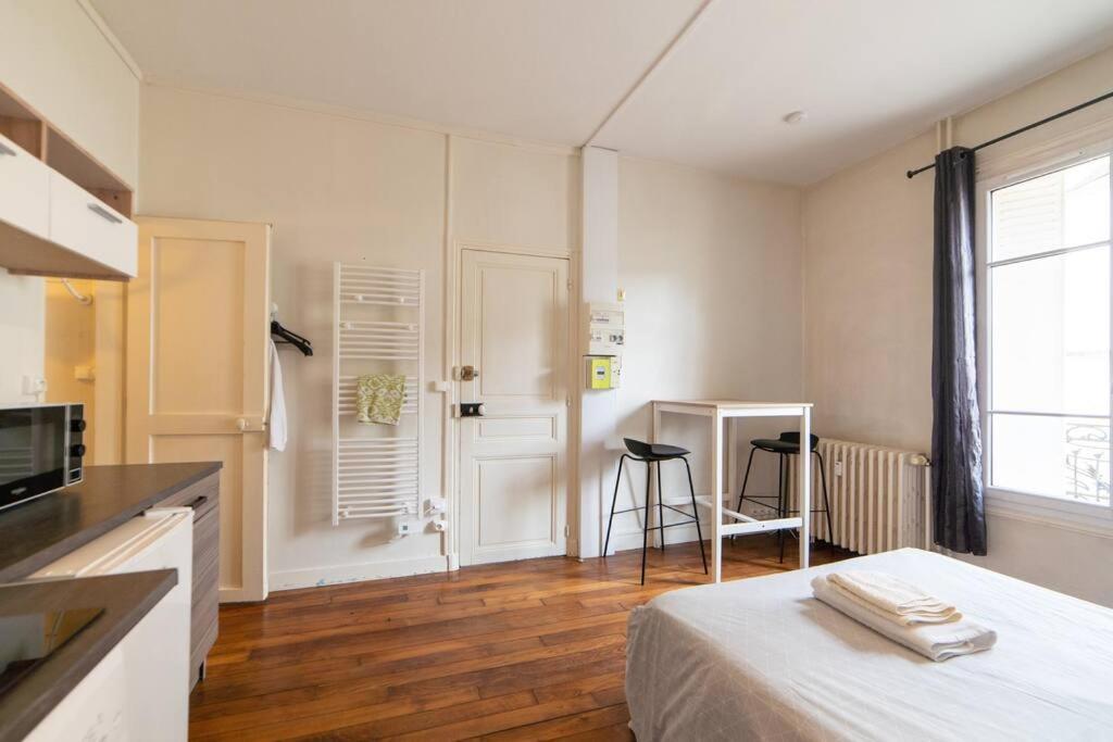 La Belle Pause - Studio Auxerre Proche Parking ภายนอก รูปภาพ